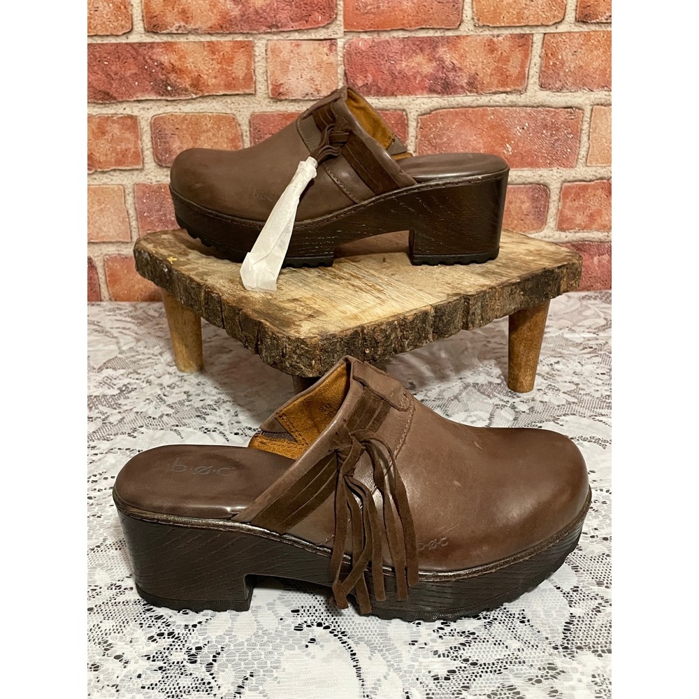 b.o.c. Born Concept Womens 8M Brown Leather Fringe Platform Clogs Mules CCA017